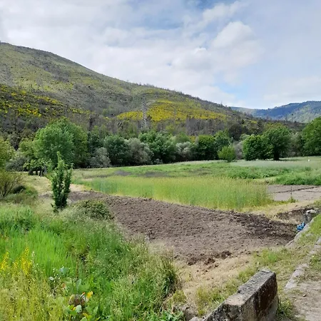 Latada Suit's Serra Da Estrela Vendégház